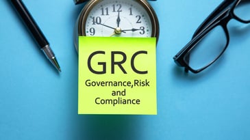 ¿Qué es la gobernanza, riesgo y compliance (GRC)?